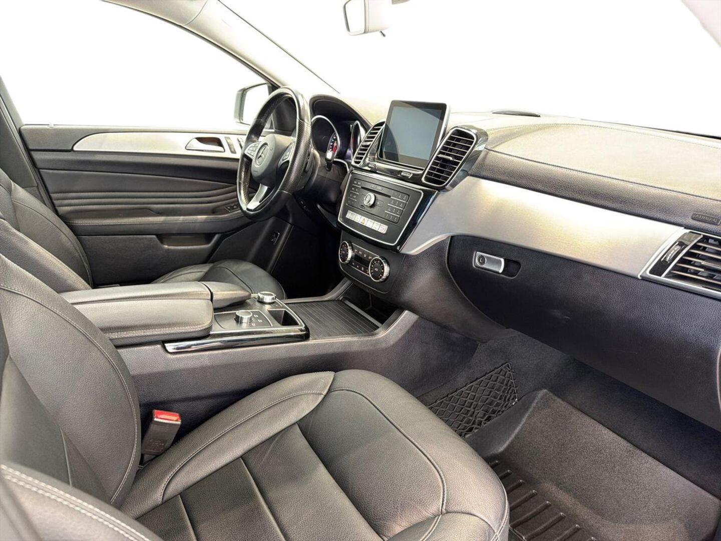 MERCEDES-BENZ GLE 2016