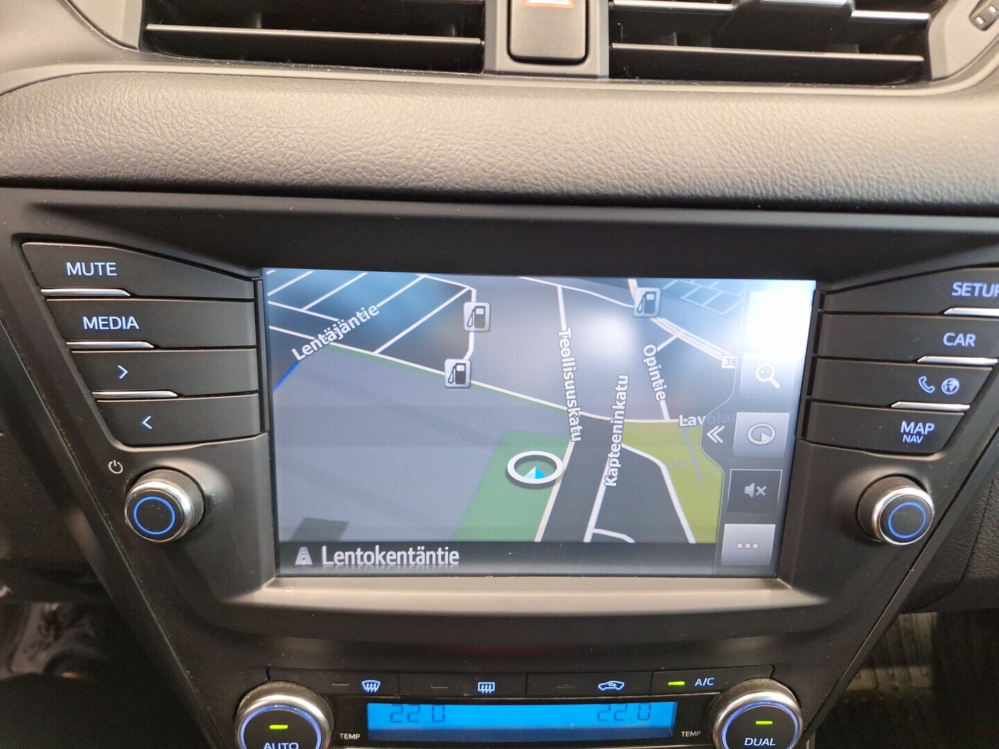 TOYOTA Avensis 2017