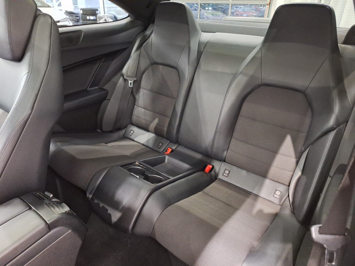 MERCEDES-BENZ C 2011