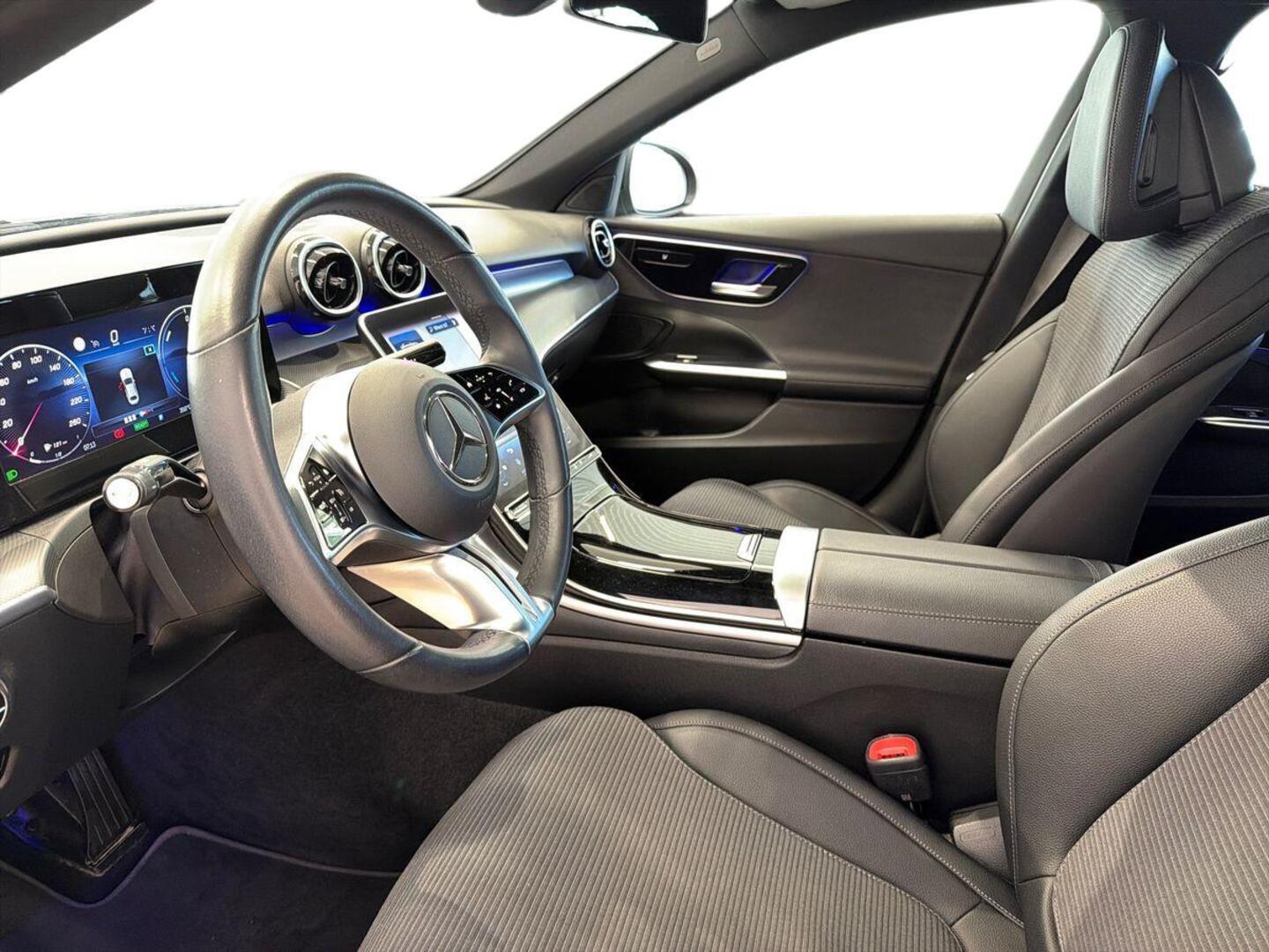 MERCEDES-BENZ C 2023