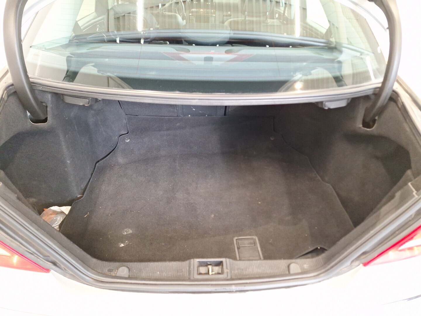 MERCEDES-BENZ C 2005