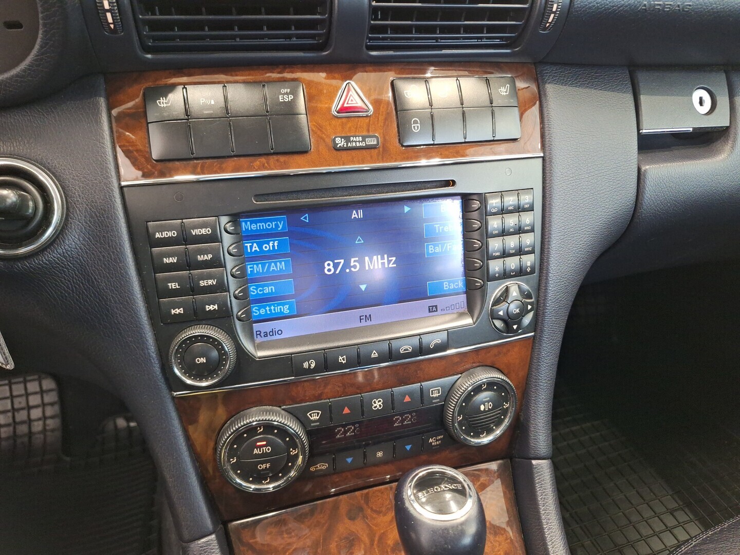 MERCEDES-BENZ C 2005