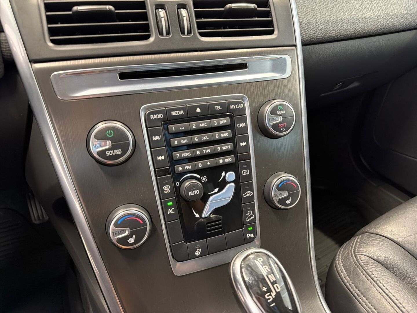 VOLVO XC60 2014