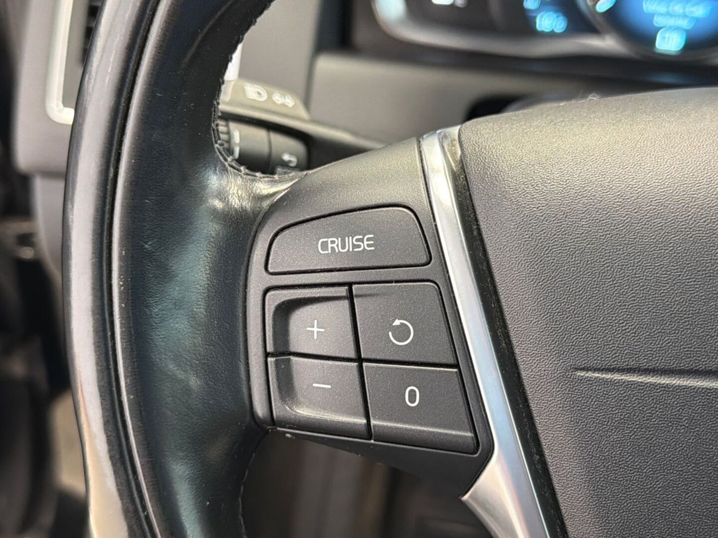 VOLVO XC60 2014