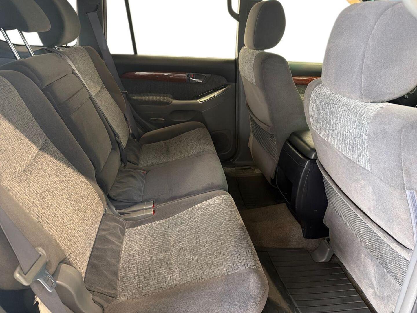 TOYOTA Land Cruiser 2007