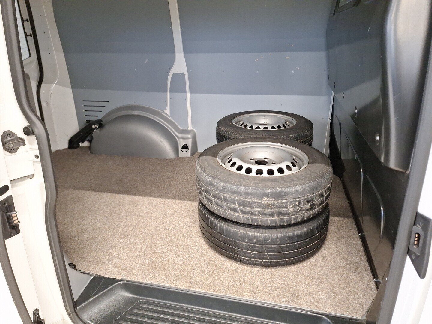 VOLKSWAGEN Transporter 2019