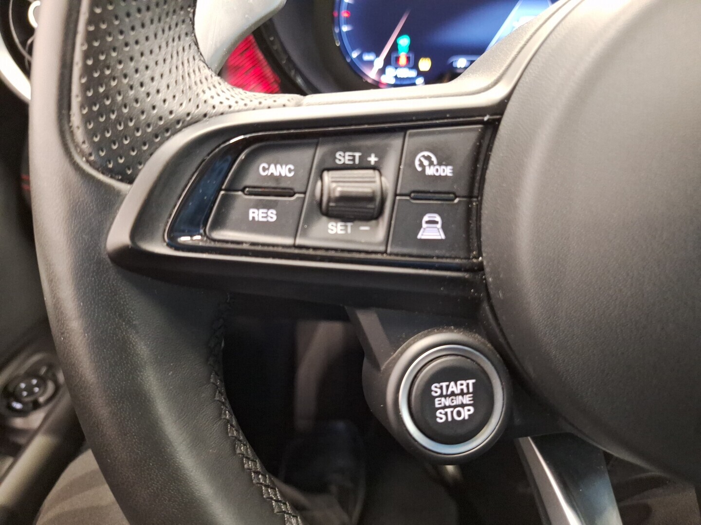 ALFA ROMEO Tonale 2023