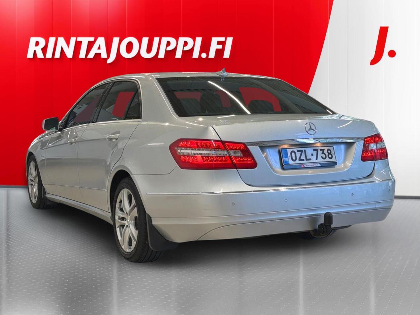 MERCEDES-BENZ E 2010