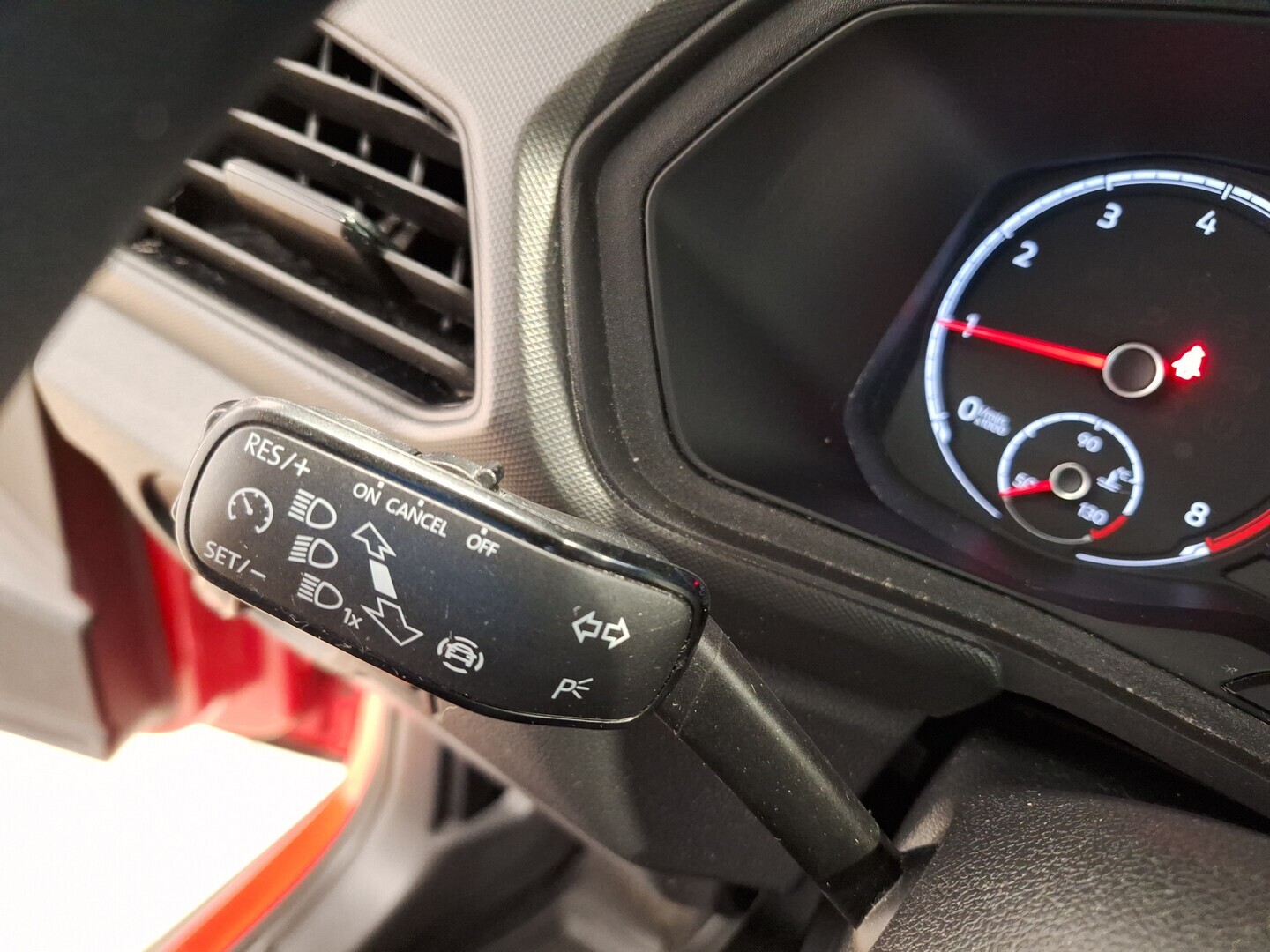 VOLKSWAGEN T-Cross 2020