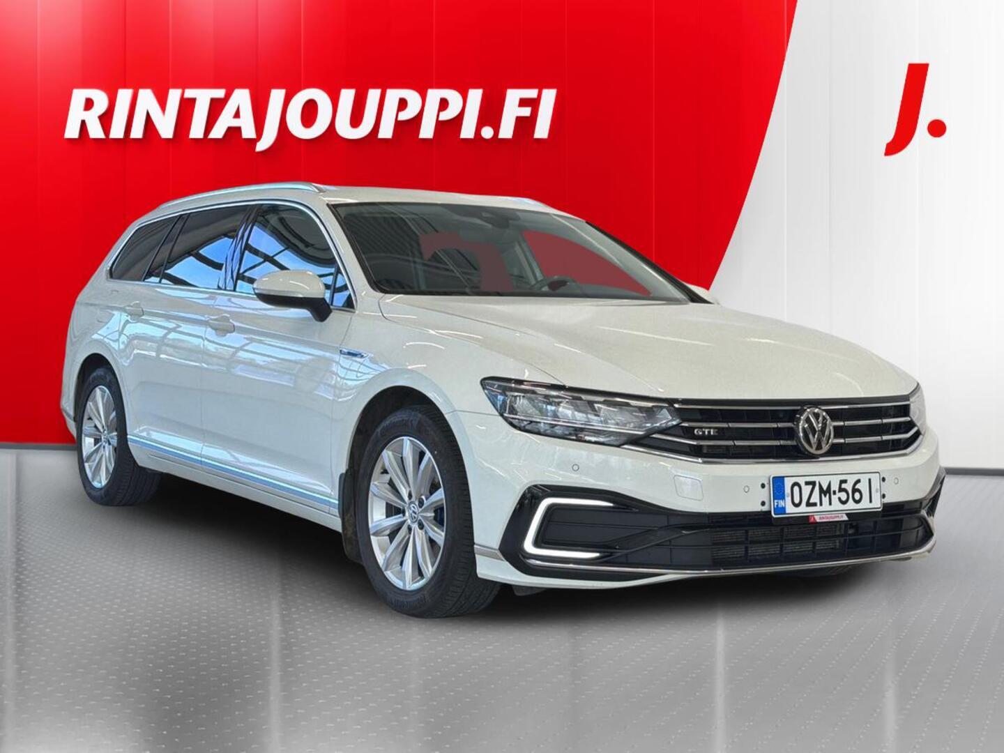 VOLKSWAGEN Passat 1