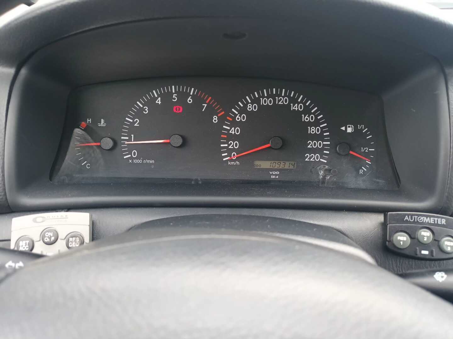TOYOTA Corolla 2002