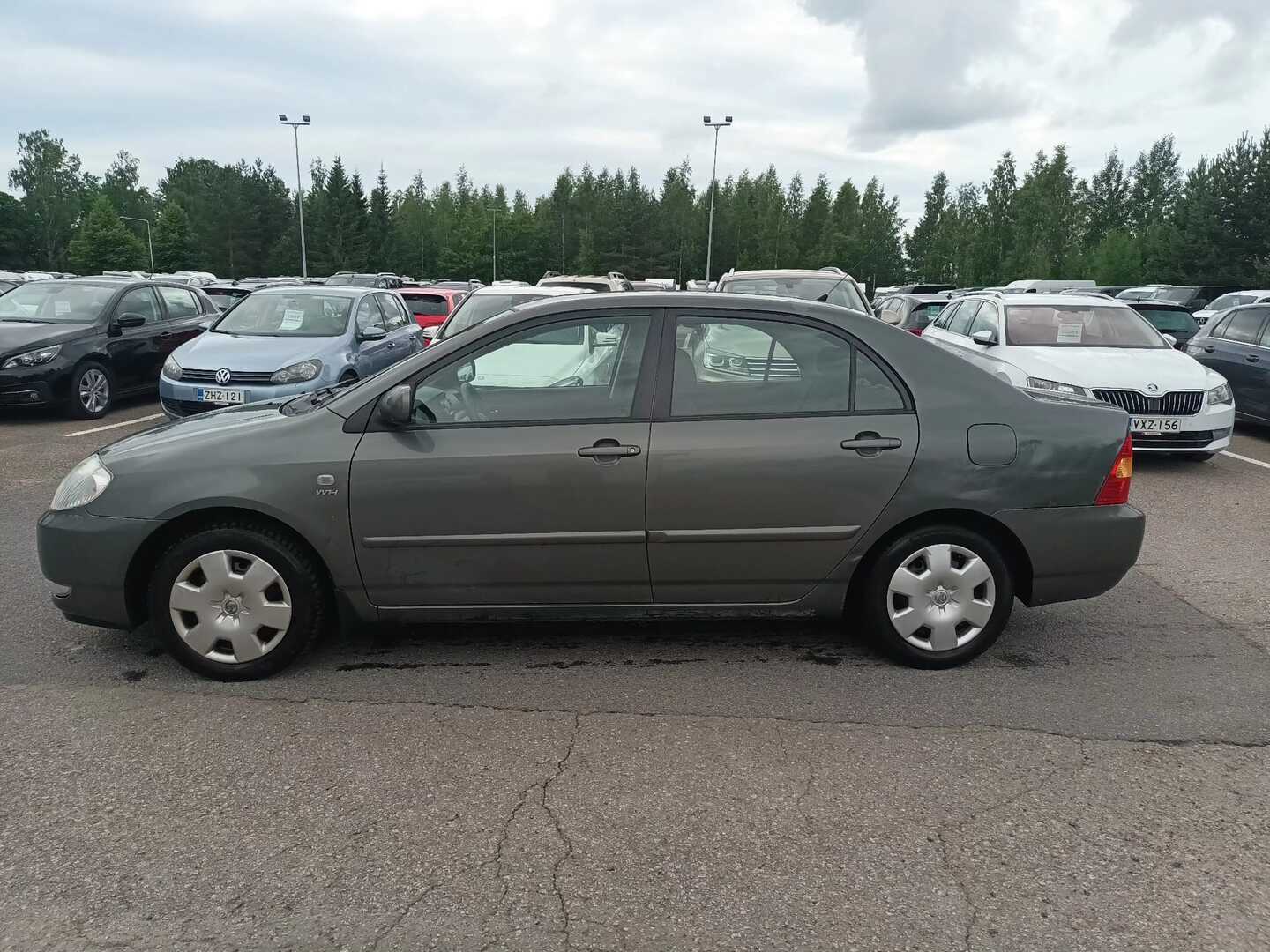 TOYOTA Corolla 2002