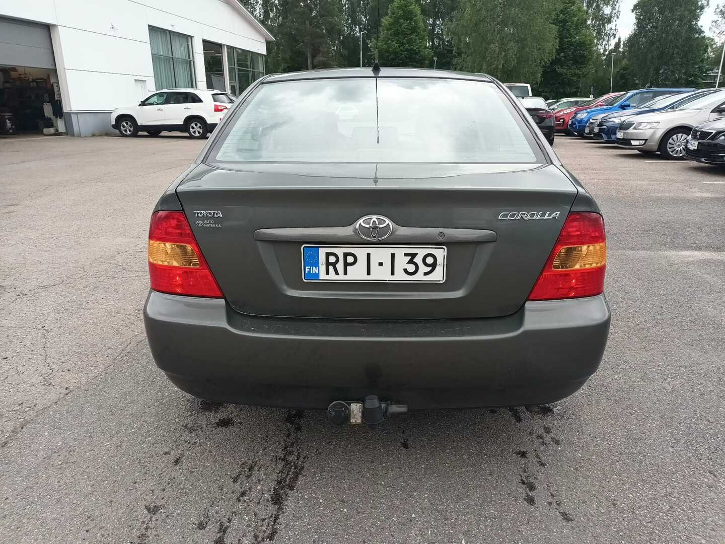 TOYOTA Corolla 2002