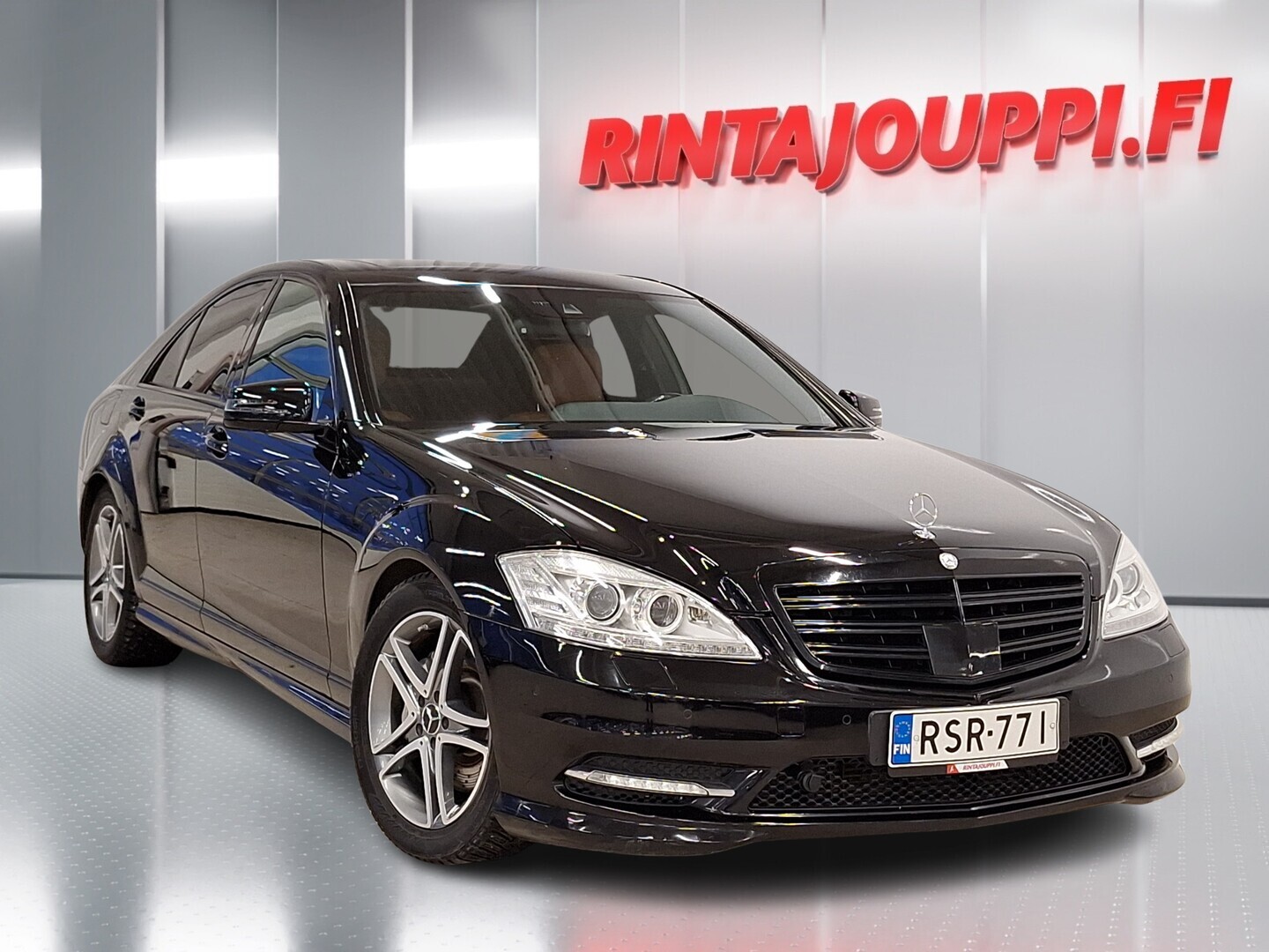 MERCEDES-BENZ S 2010
