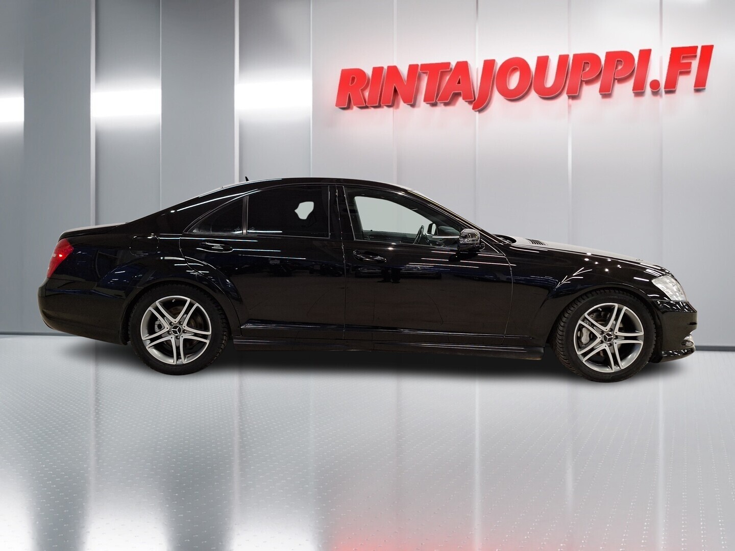 MERCEDES-BENZ S 2010