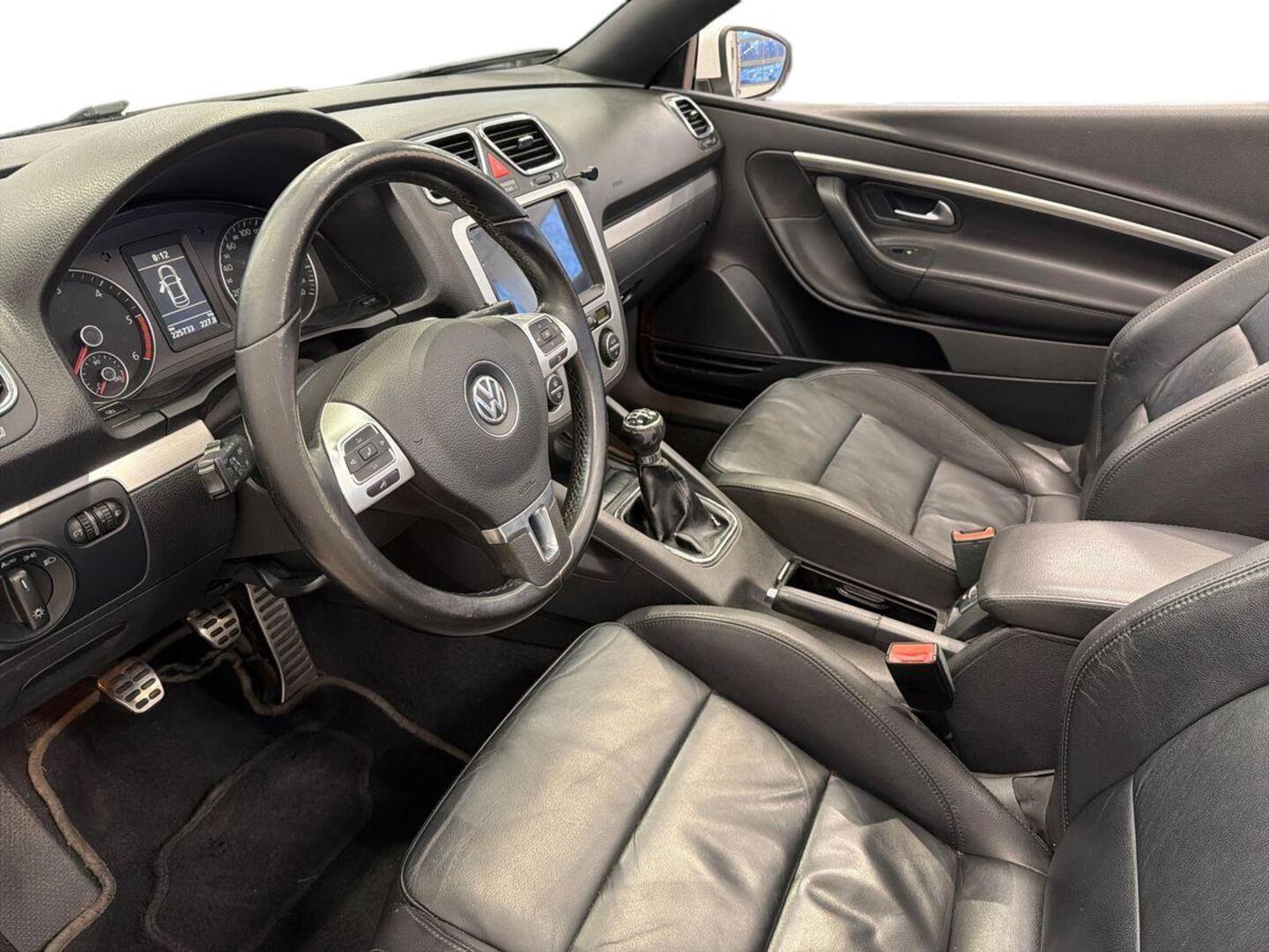 VOLKSWAGEN Eos 2009