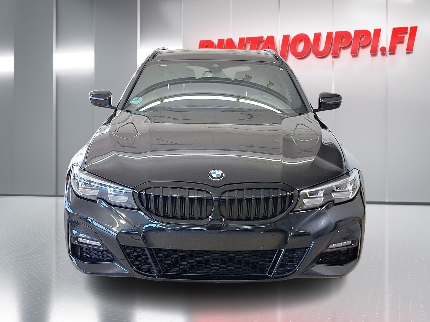 BMW 330 2021