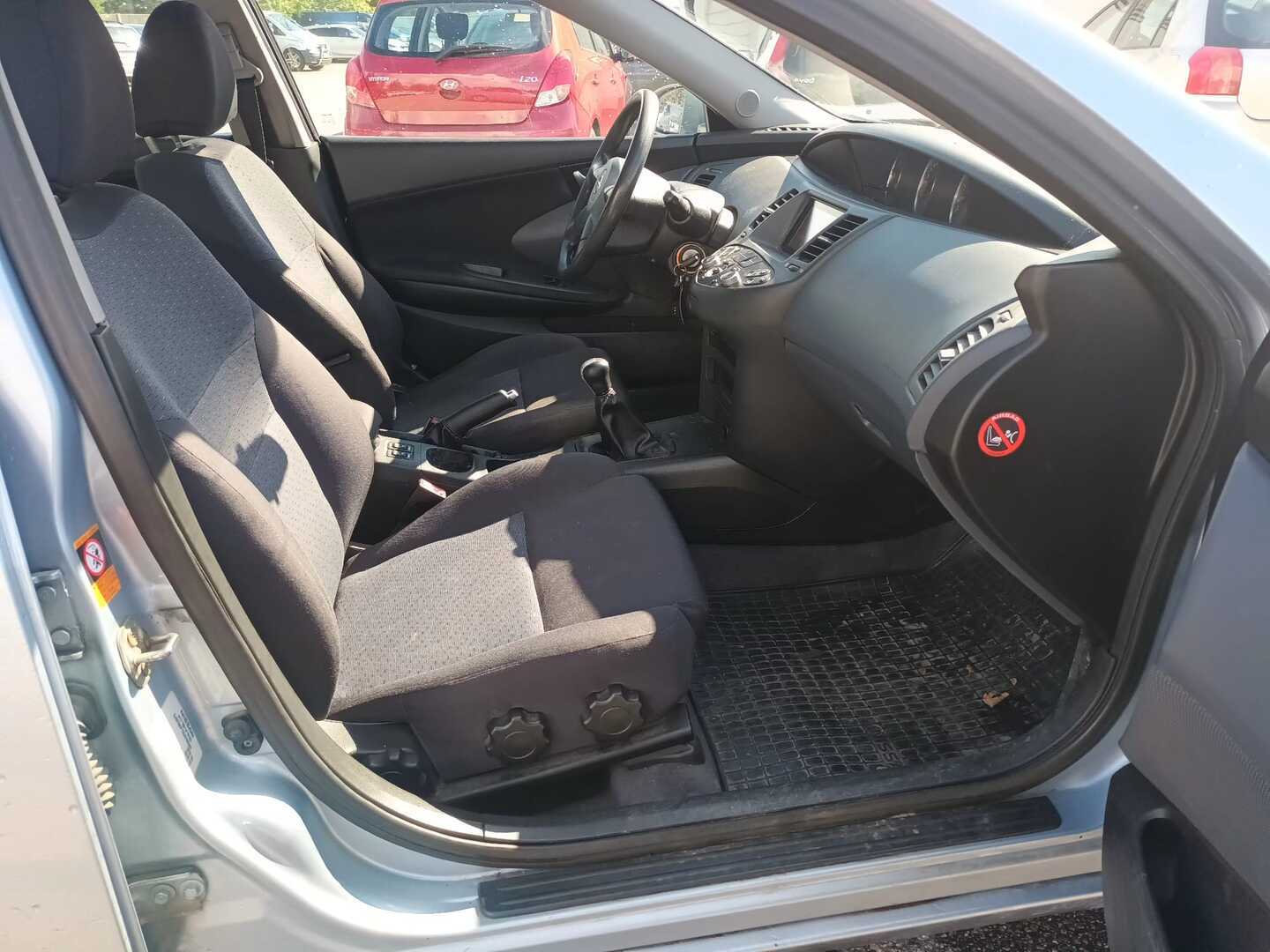 NISSAN Primera 2004