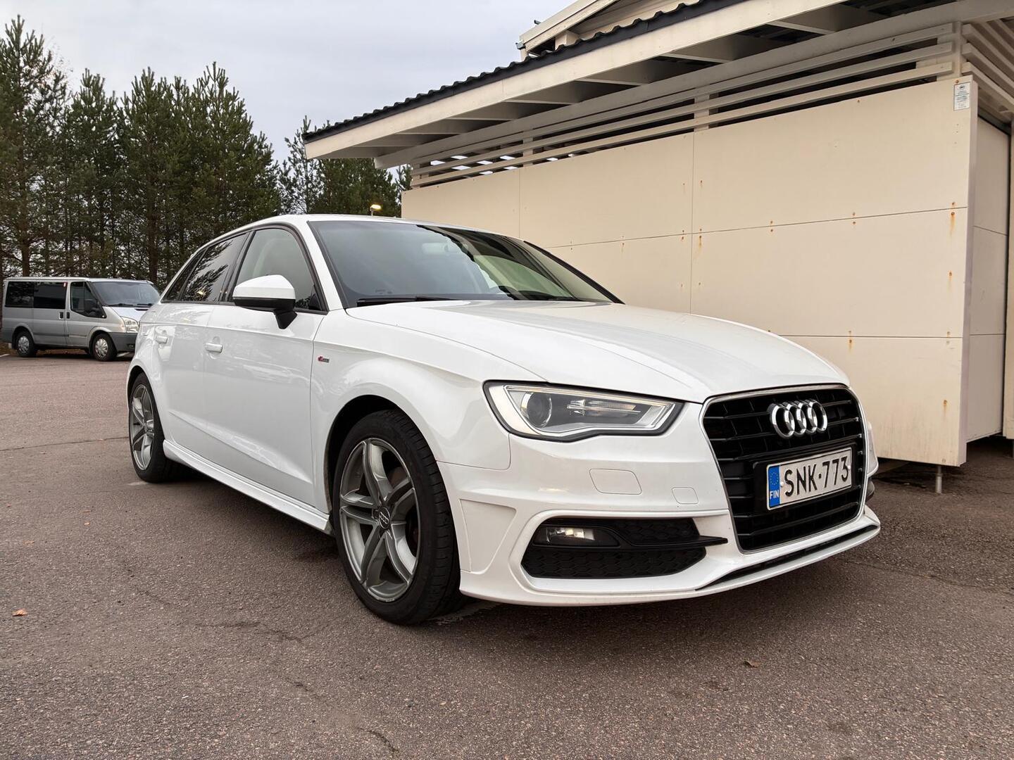 AUDI A3 2016