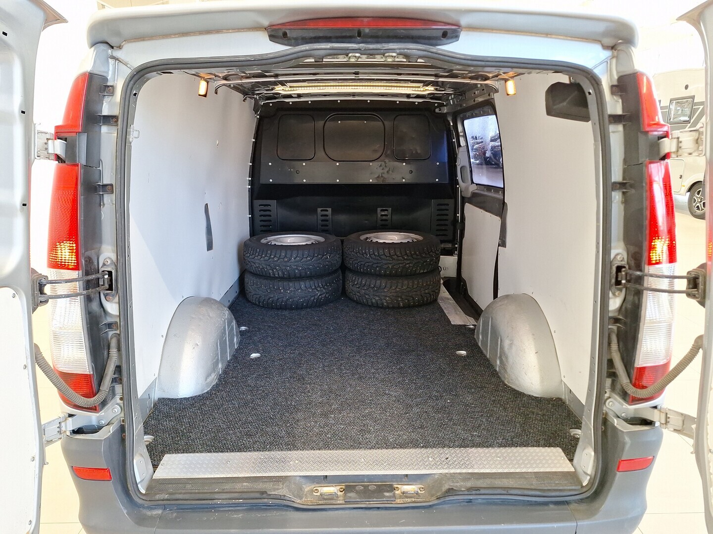 MERCEDES-BENZ Vito 2011