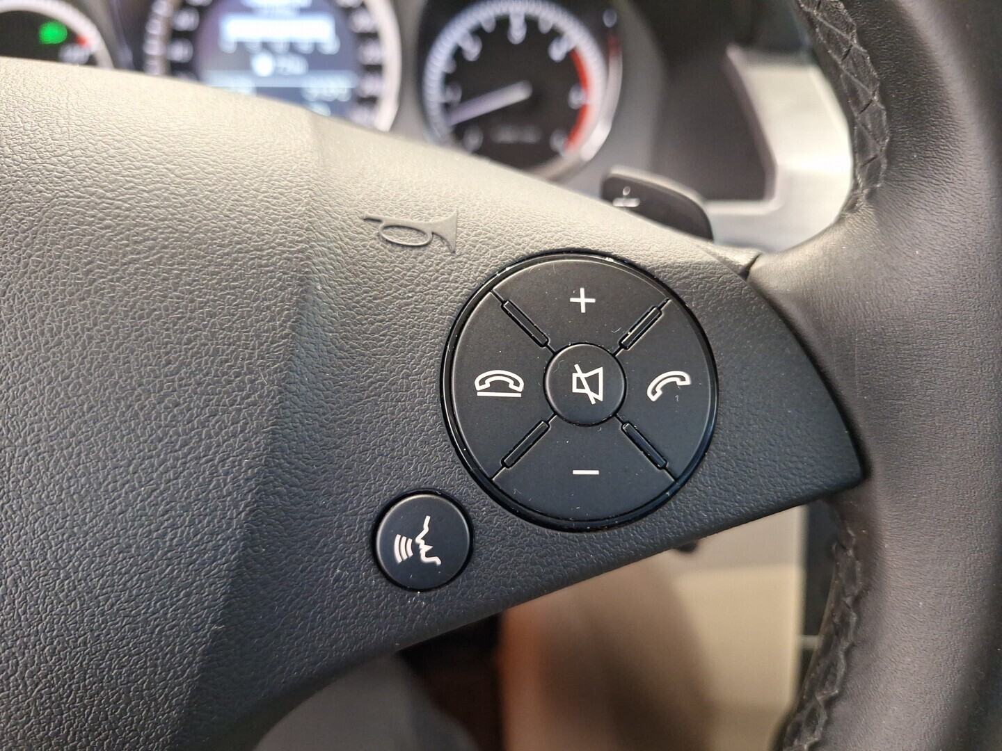 MERCEDES-BENZ GLK 2011