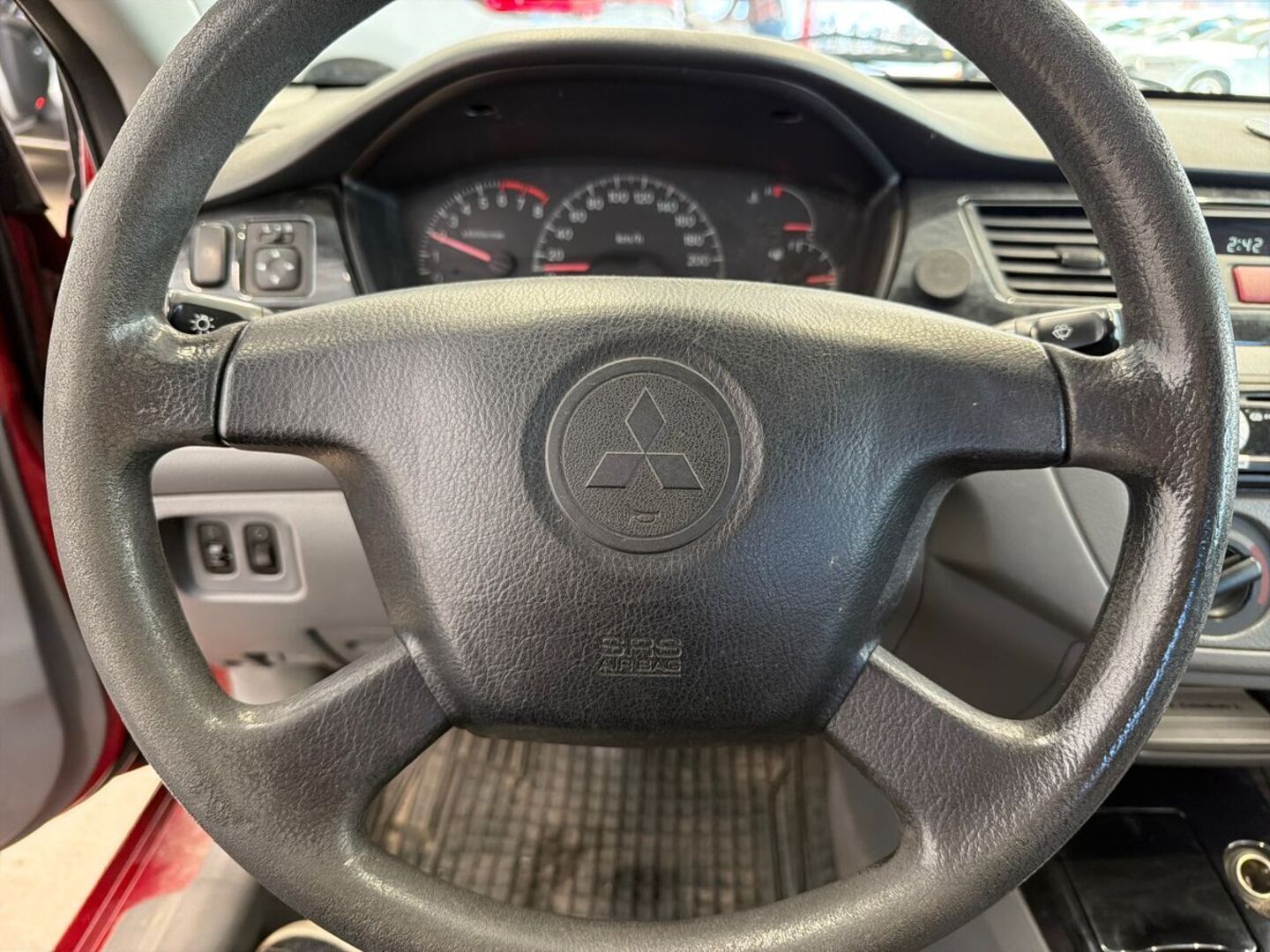MITSUBISHI Lancer 2003