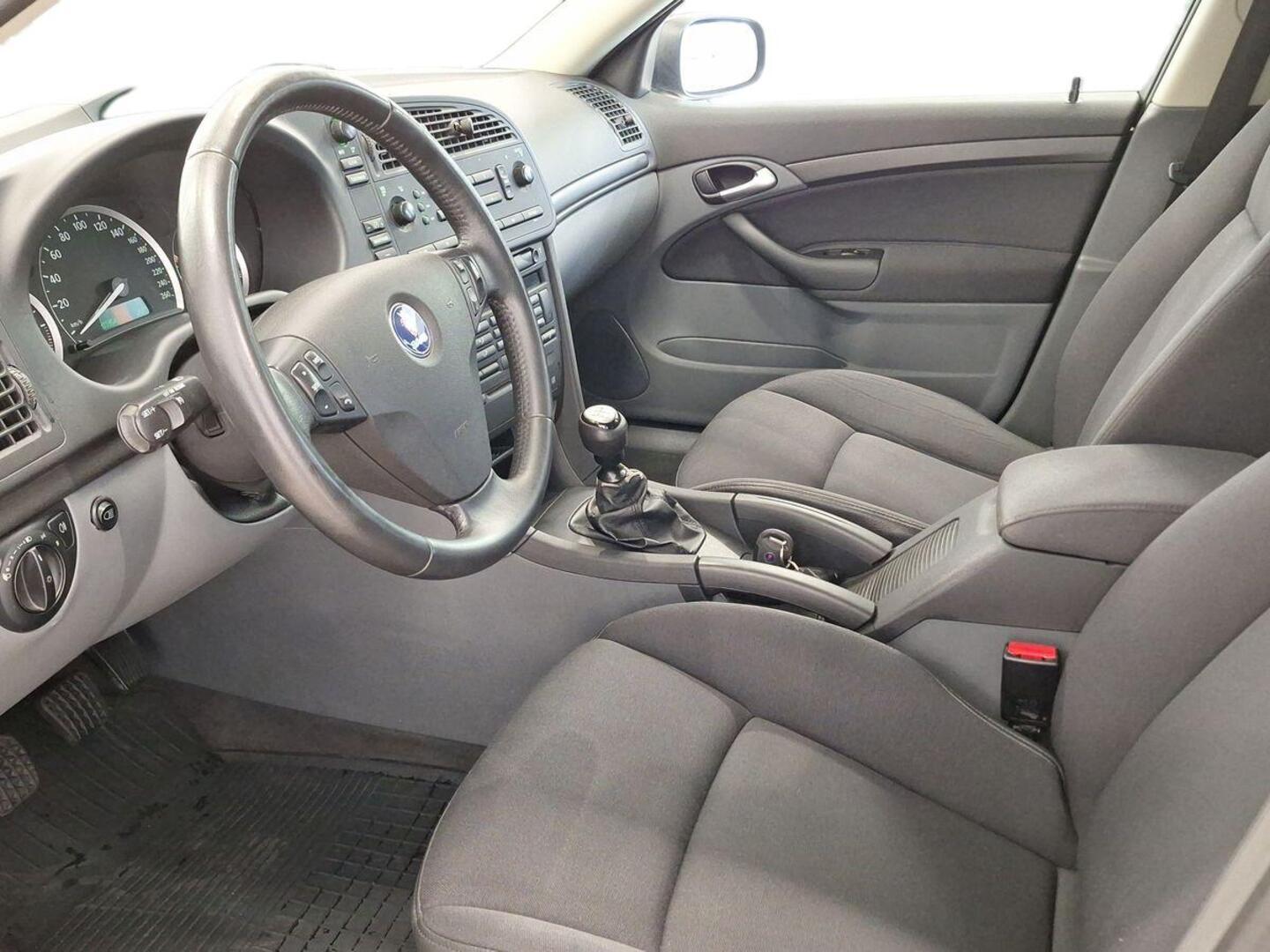 SAAB 9-3 2006