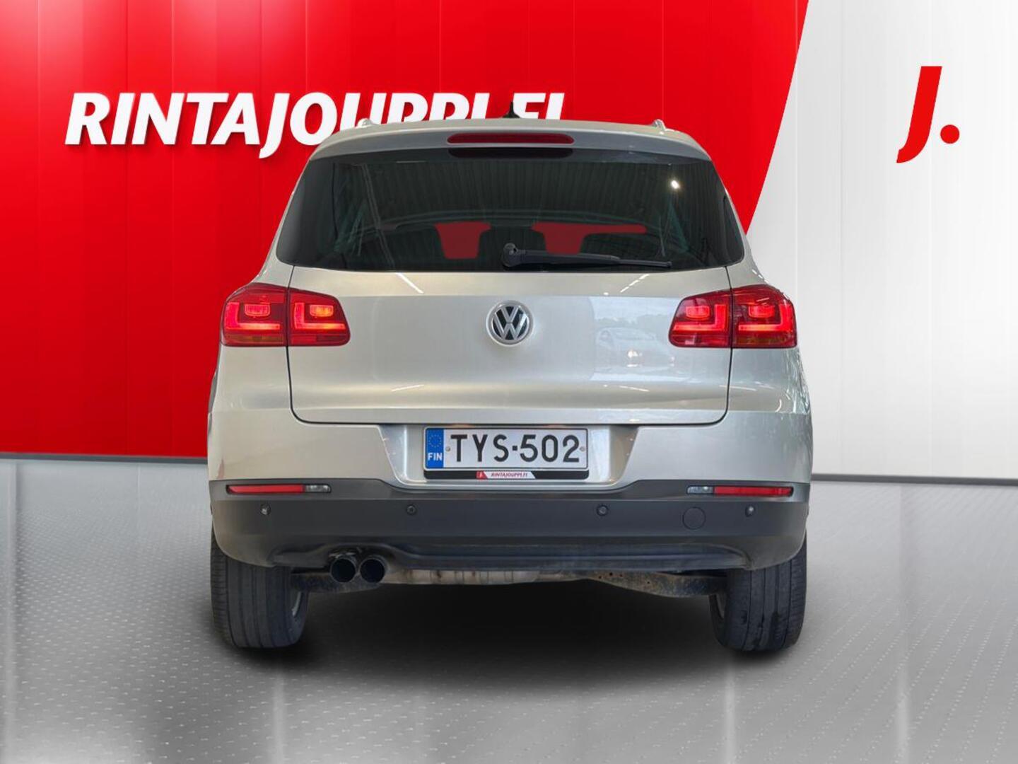 VOLKSWAGEN Tiguan 2012