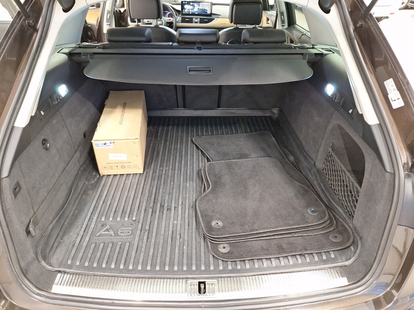 AUDI A6 allroad quattro 2012