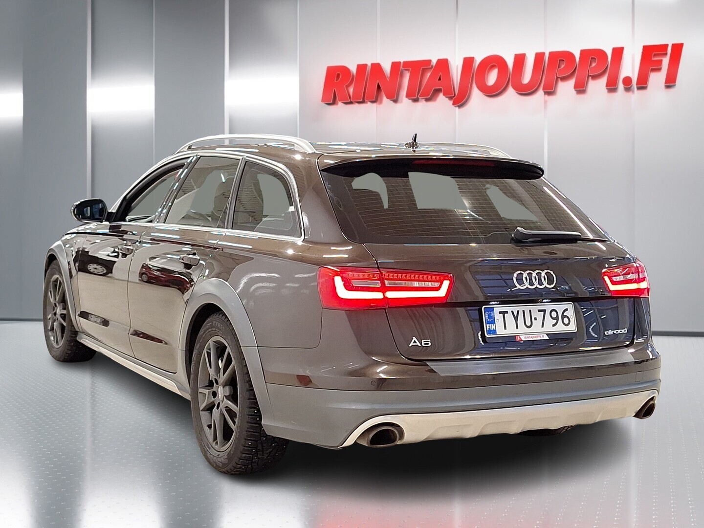 AUDI A6 allroad quattro 2012