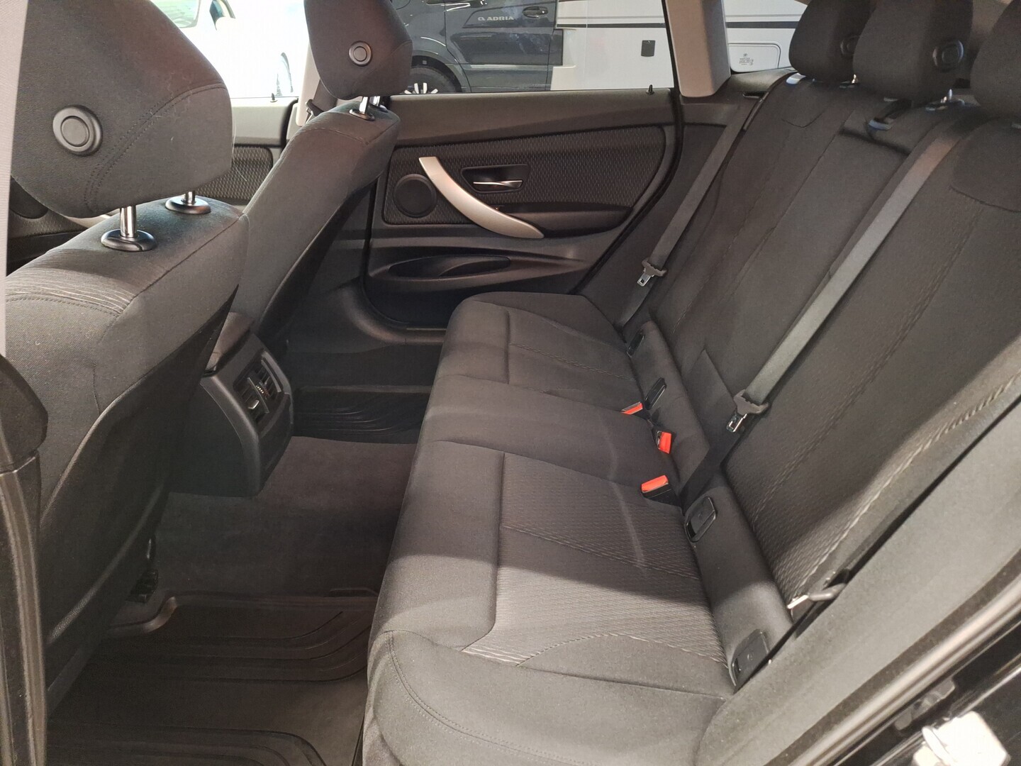 BMW 318 Gran Turismo 2014