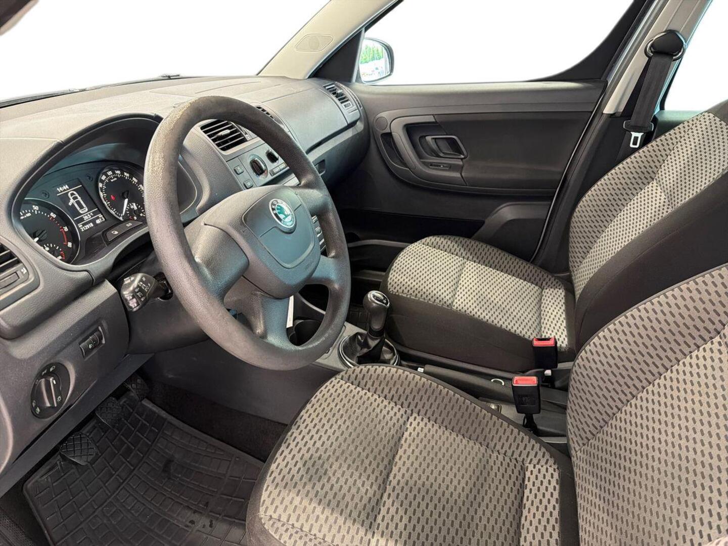 SKODA Roomster 2010