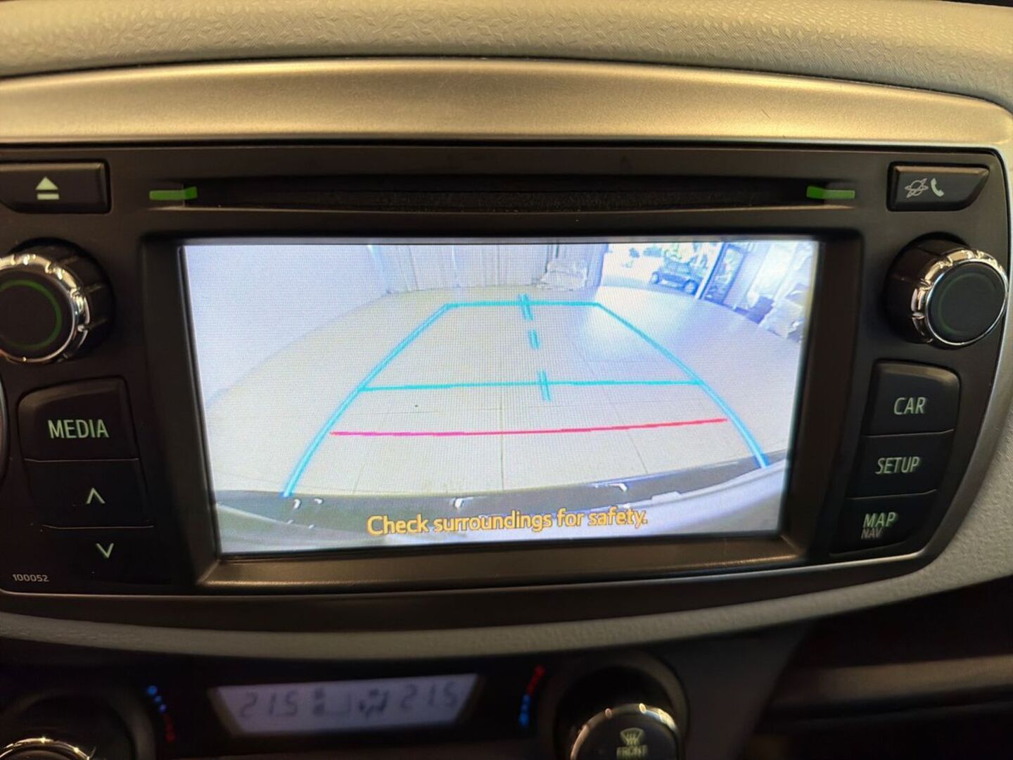 TOYOTA Yaris 2013
