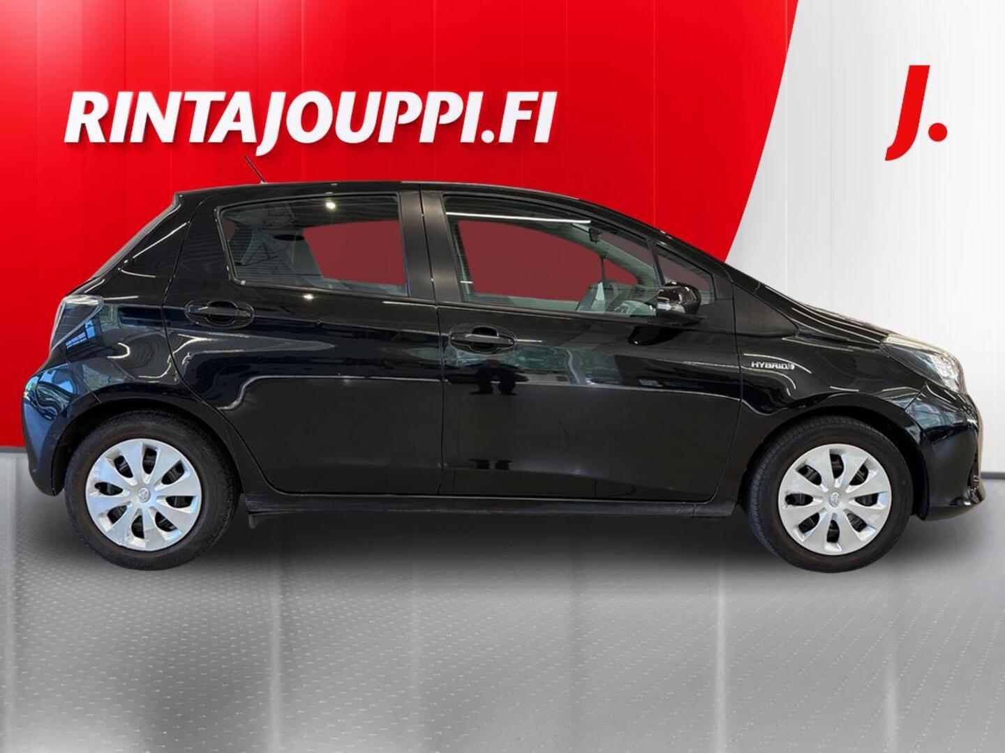 TOYOTA Yaris 2013