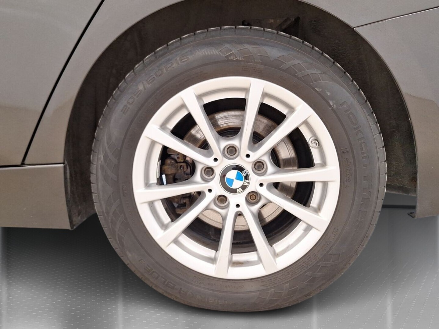 BMW 320 2016