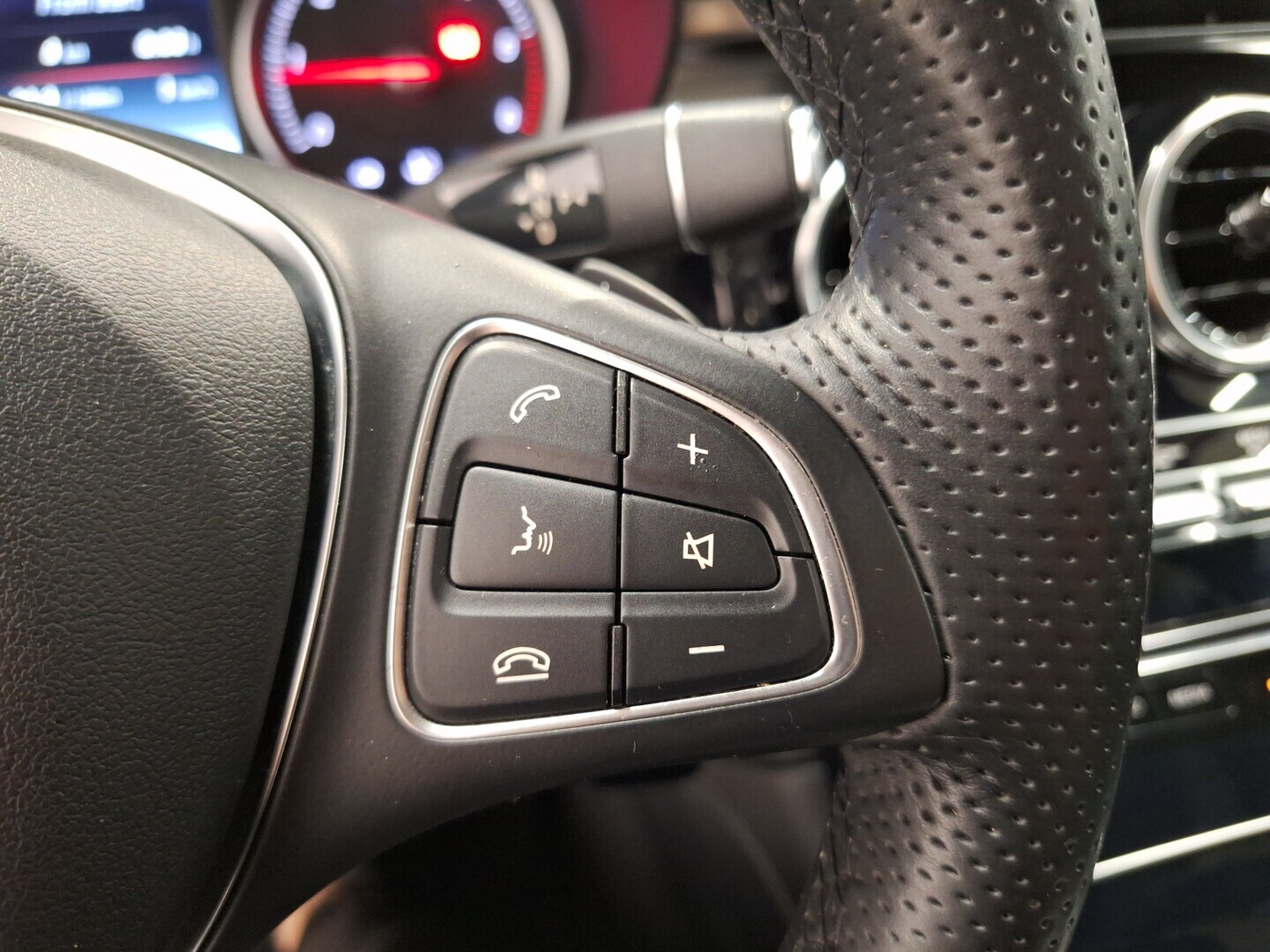 MERCEDES-BENZ GLC 2016