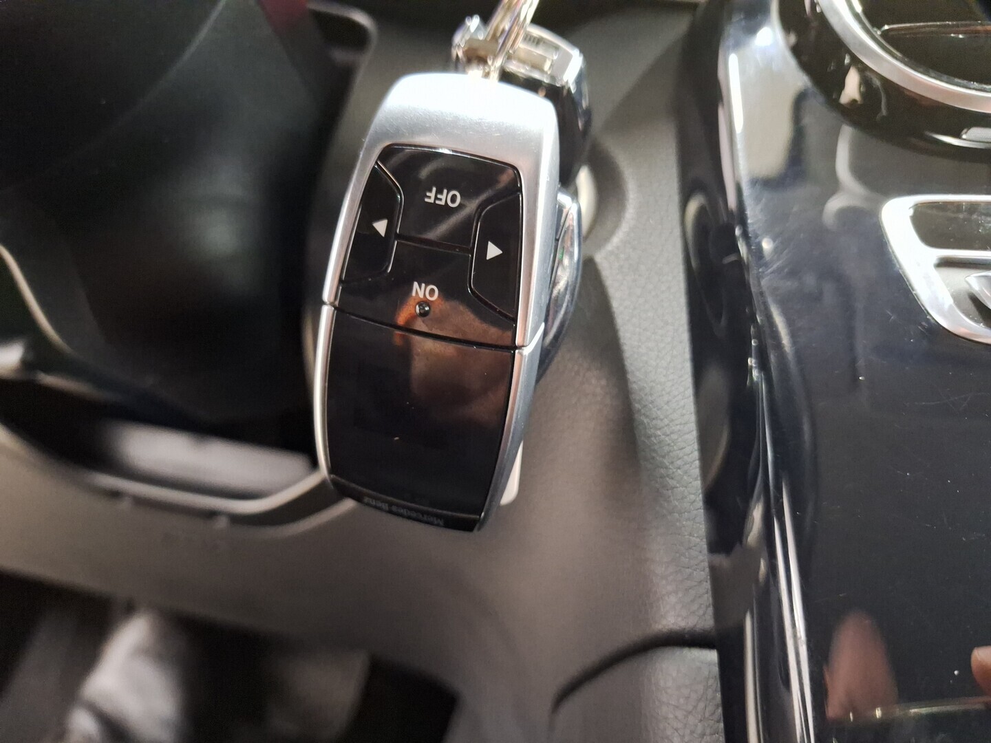 MERCEDES-BENZ GLC 2016