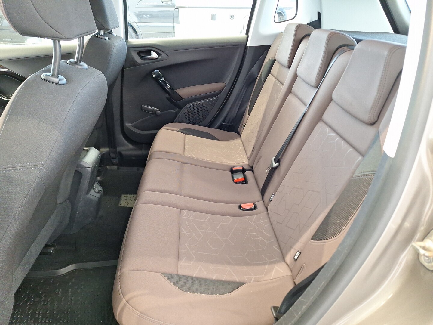 PEUGEOT 2008 2014
