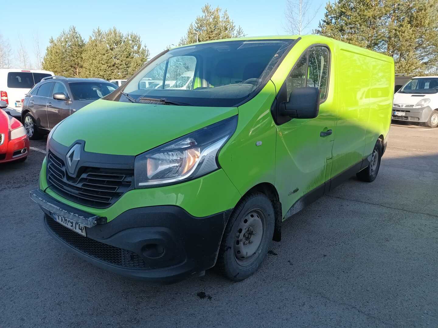 RENAULT Trafic 2015