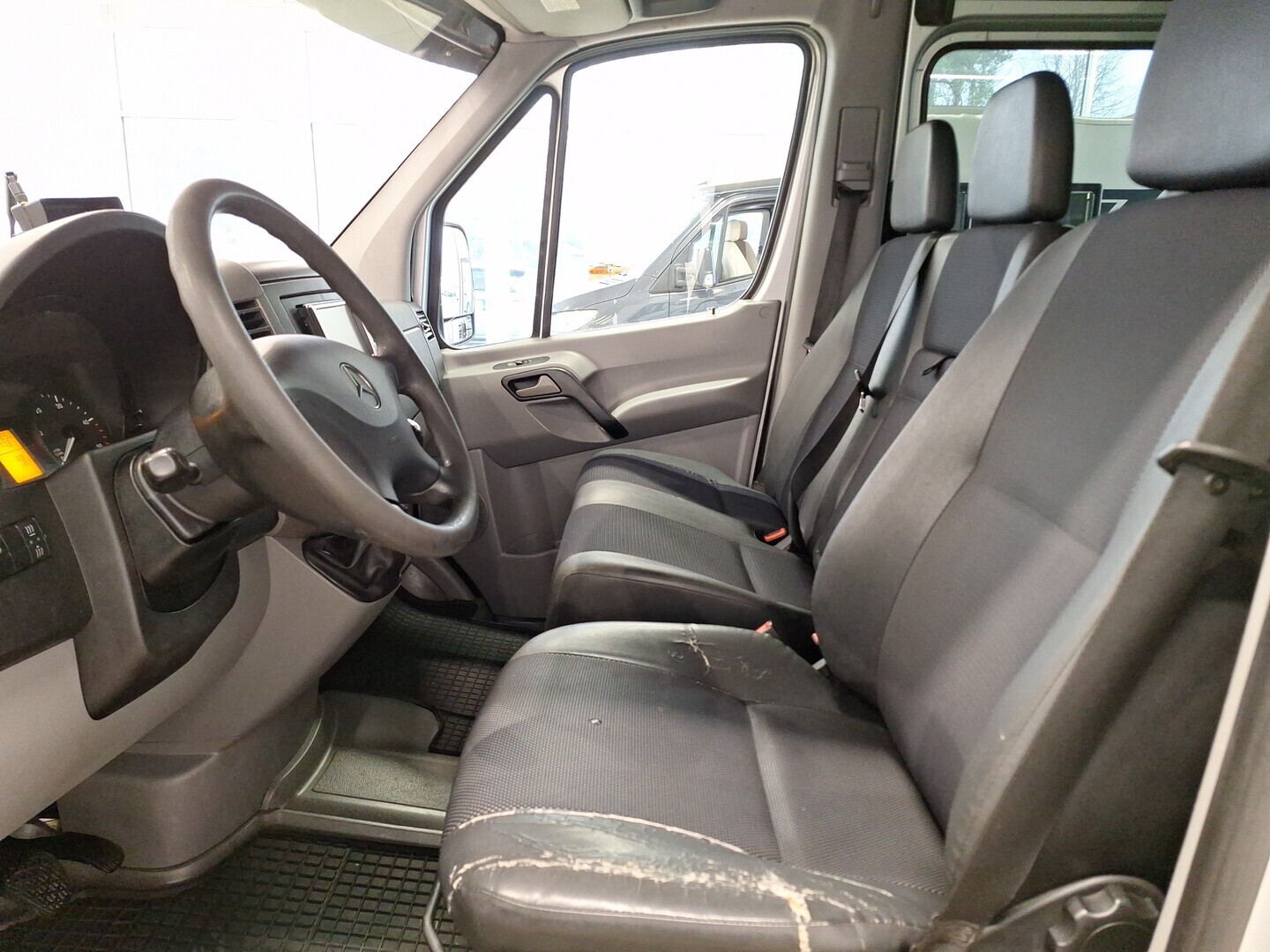 MERCEDES-BENZ Sprinter 2011