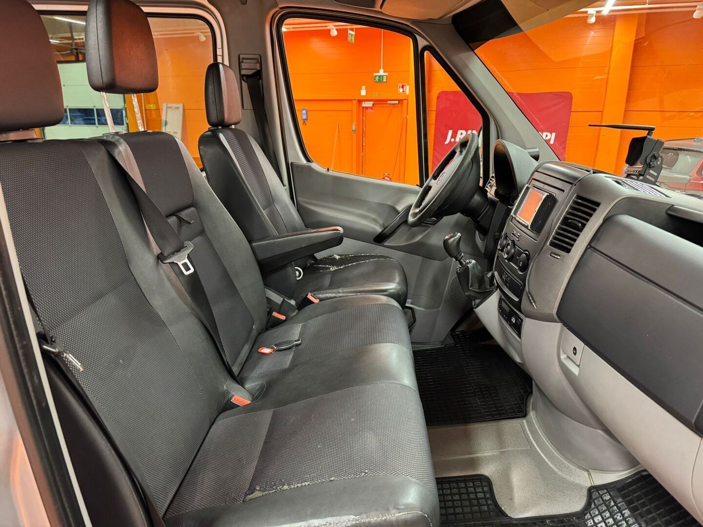 MERCEDES-BENZ Sprinter 2011