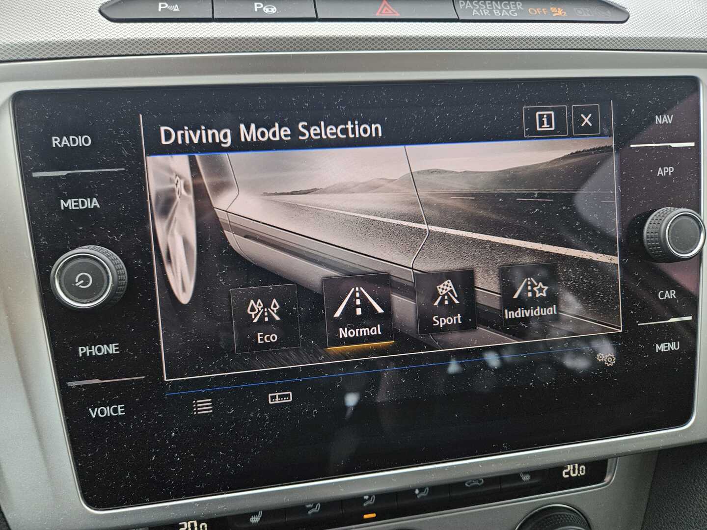 VOLKSWAGEN Passat 2018