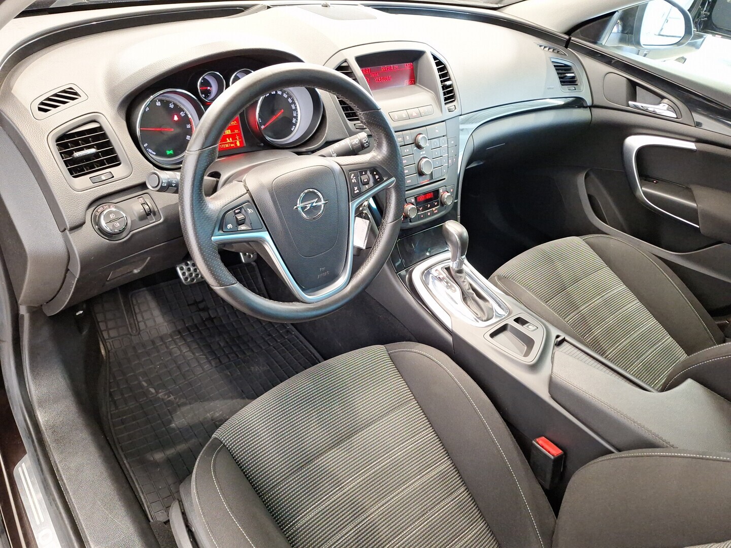 OPEL Insignia 2013