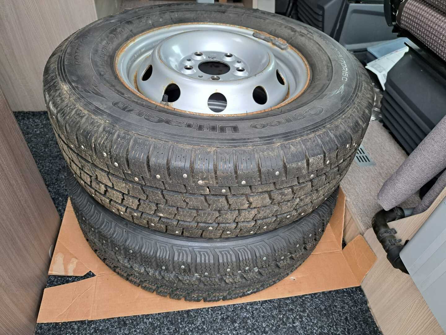 DETHLEFFS GLOBE S 2013