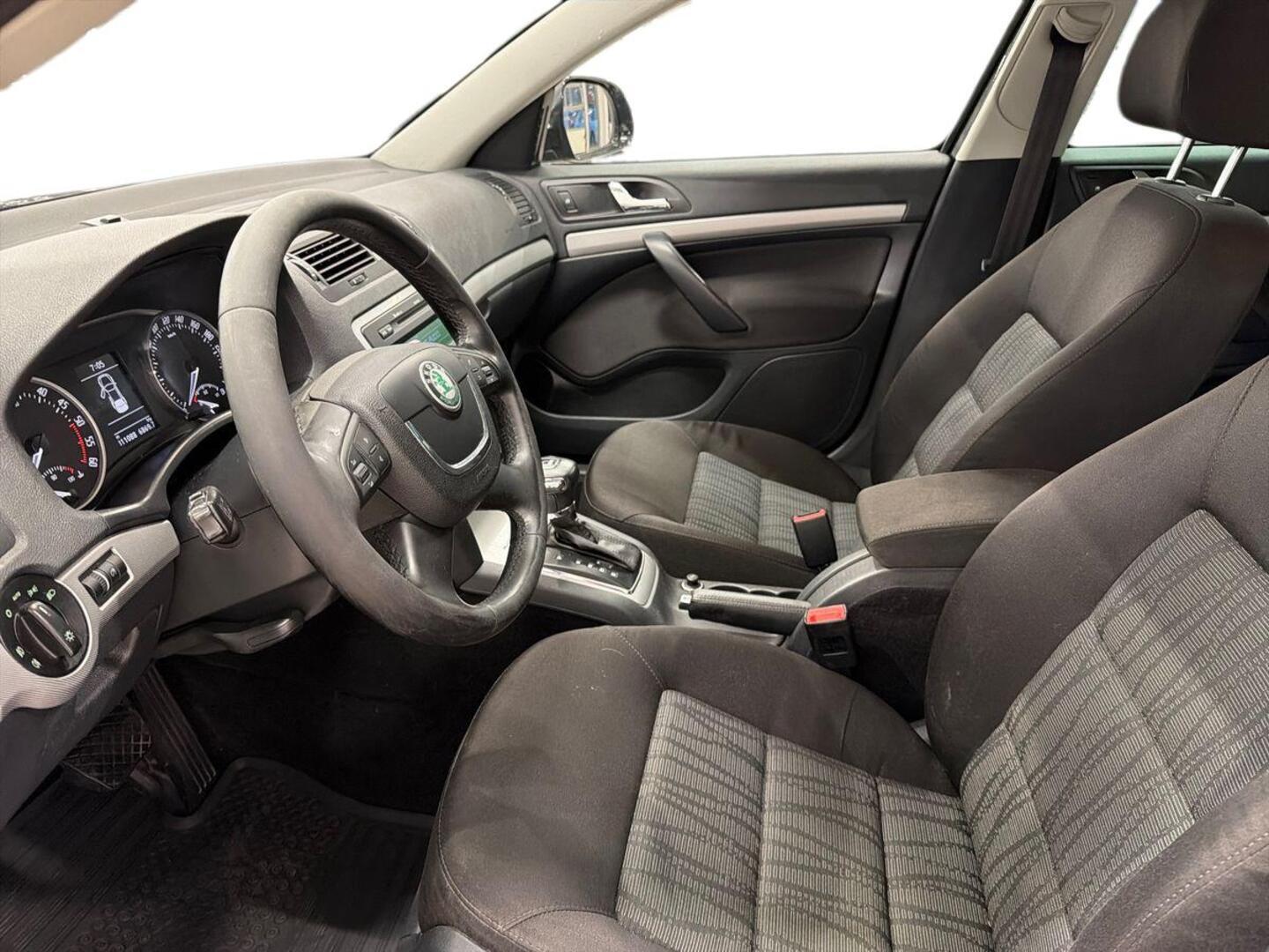 SKODA Octavia 2013