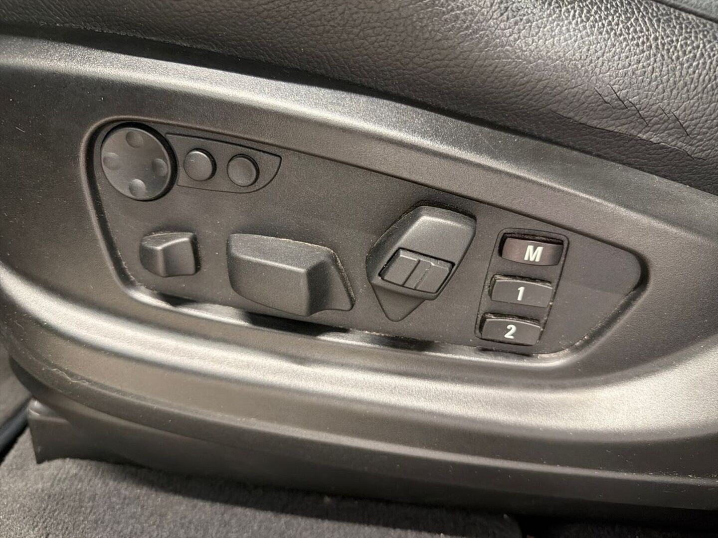 BMW X5 2011