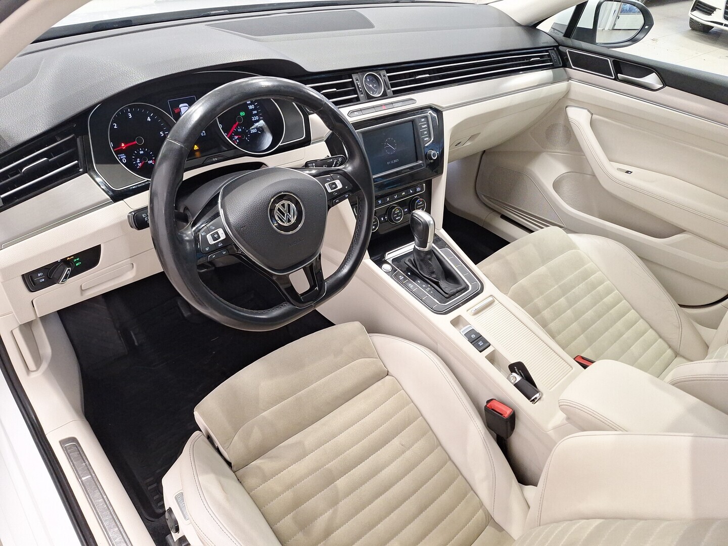 VOLKSWAGEN Passat 2016