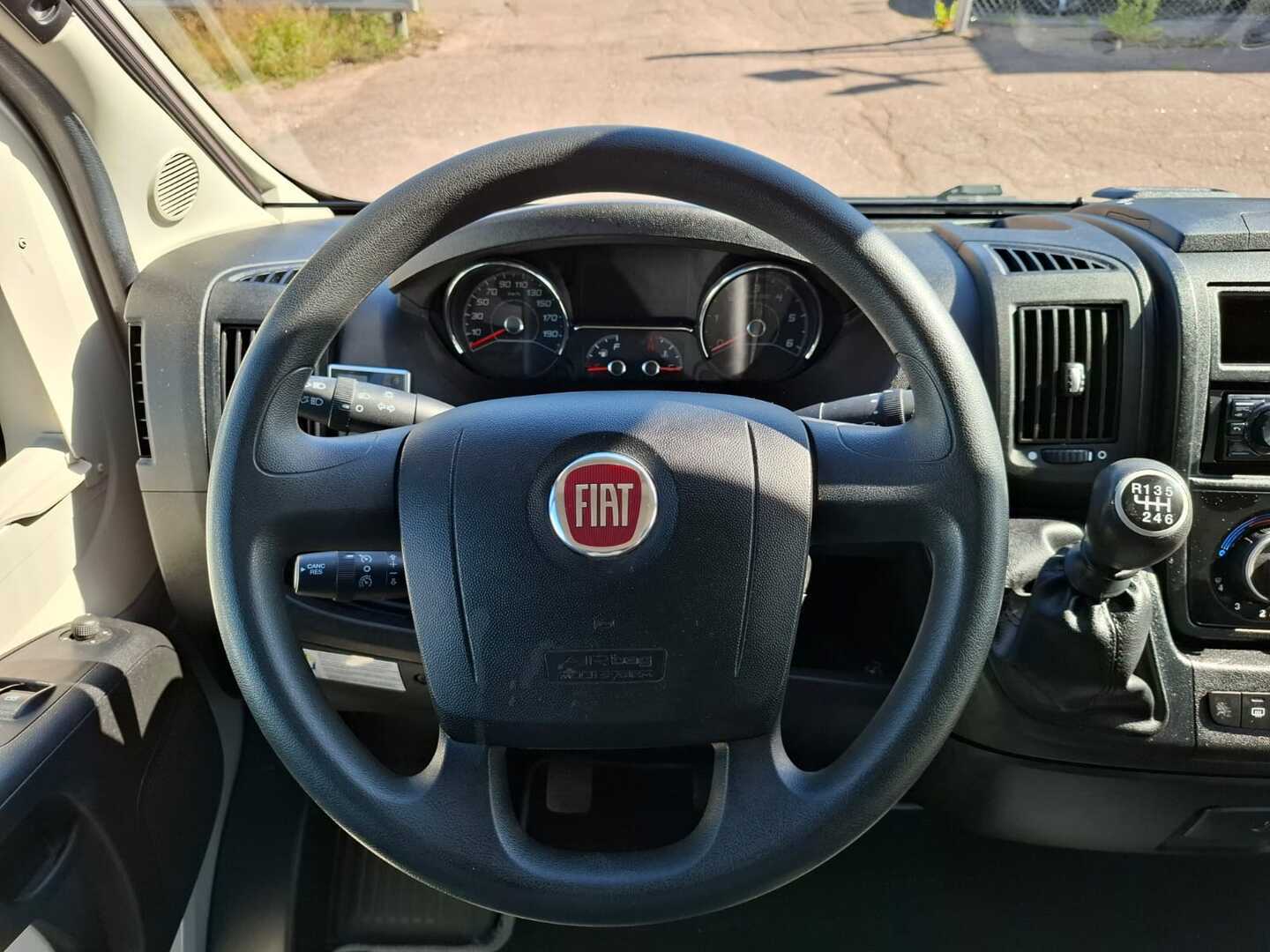 ADRIA TWIN 600 SP PLATINUM 2017