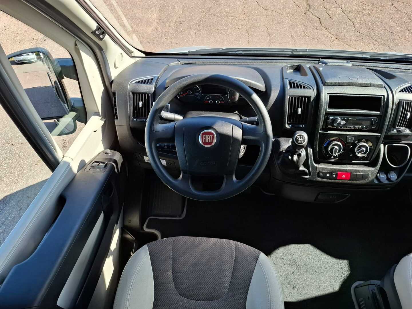 ADRIA TWIN 600 SP PLATINUM 2017