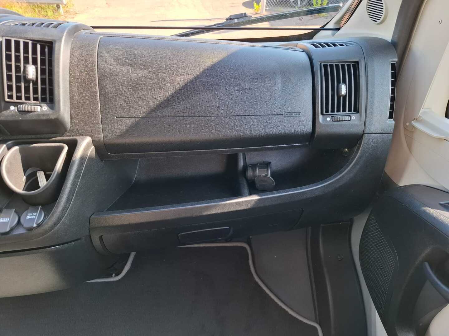 ADRIA TWIN 600 SP PLATINUM 2017